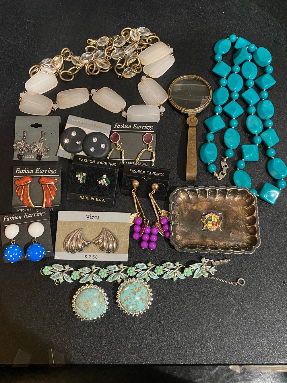 14 piece vintage jewelry bundle